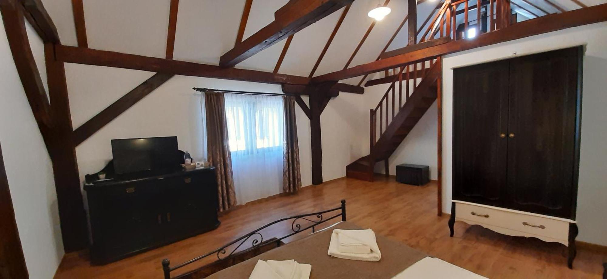 Gasthof Clara Sibiu Exteriör bild