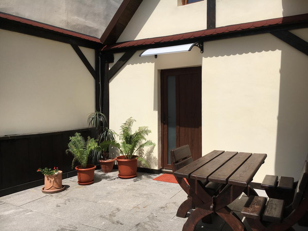 Gasthof Clara Sibiu Exteriör bild