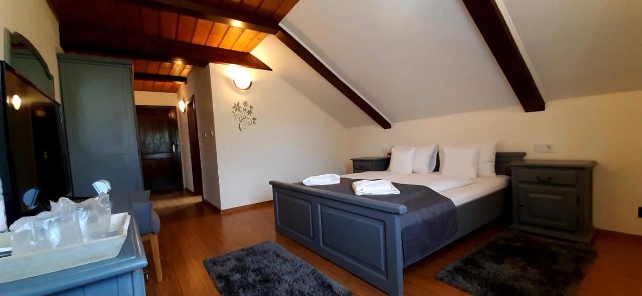 Gasthof Clara Sibiu Exteriör bild